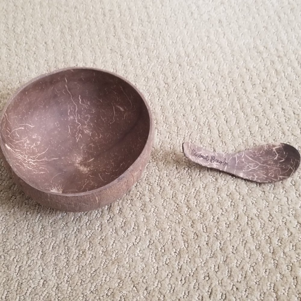 **NWOT** The Original Coconut Bowl with Spoon